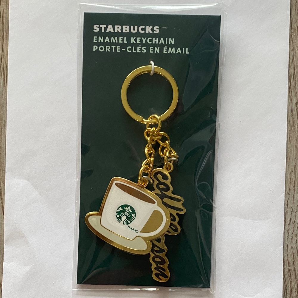 BNWT Starbucks Gold and White Coffee Cup Enamel Keychain with Green Logo